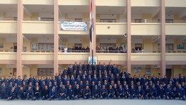طلاب مدارس المياه الثانوية
