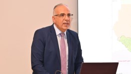 وزير الموارد المائية والري