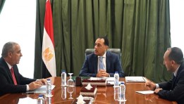 رئيس الوزراء مع رئيس الهيئة الوطنية للصحافة 