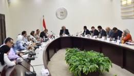 اجتماع وزير التعليم العالي أيمن عاشور