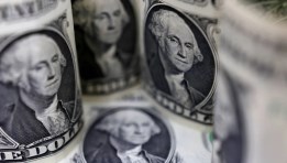 الدولار يتراجع قبل اجتماع الاحتياطي الفيدرالي،