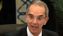 الدكتور عمرو طلعت