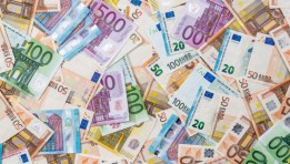سعر اليورو أمام الجنيه المصري اليوم الأحد
