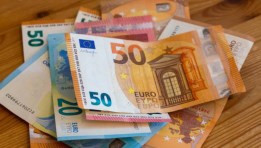 سعر اليورو أمام الجنيه المصري اليوم