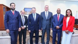لقاء وزير البترول مع الرئيس التنفيذي للمؤسسة الدولية الإسلامية لتمويل التجارة
