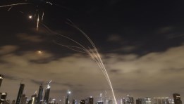 المواجهه بين اسرائيل وايران 