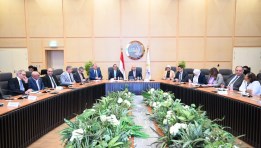 لقاءً موسعاً معلقاء كامل الوزير مع مصنعي السيارات العاملين بالسوق المصري