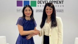 وزيرة التخطيط مع وزيرة ألمانيا 