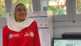 الطالبة امنية عبد الرحمن