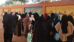 مشاركة المنتقبات في احدى الانتخابات