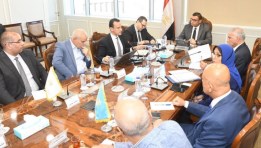 وزير الإسكان 