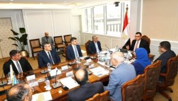 وزير الإسكان يأمر بإنهاء تنفيذ 3414 وحدة سكنية ومحال تجارية في بورسعيد