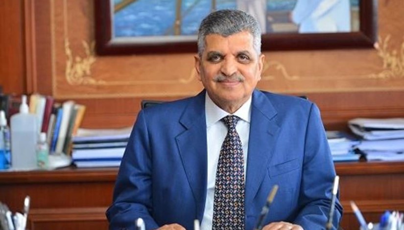 الفريق أسامة ربيع رئيس هيئة قناة السويس الفريق أسامة ربيع رئيس هيئة قناة السويس