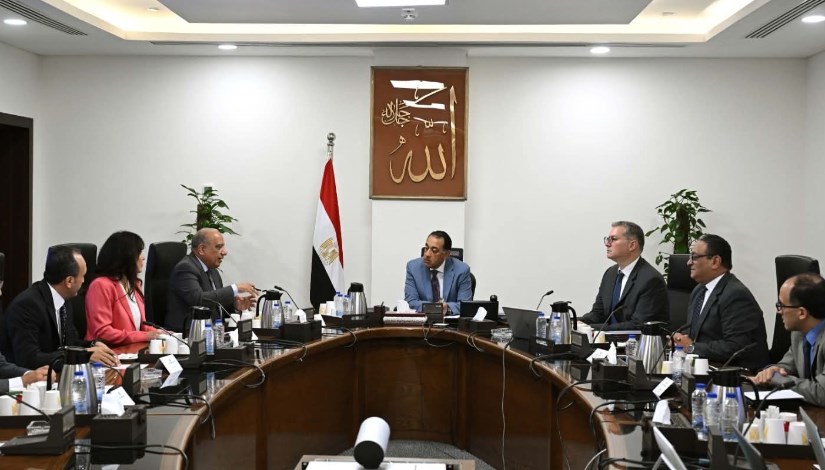 جانب من الاجتماع جانب من الاجتماع
