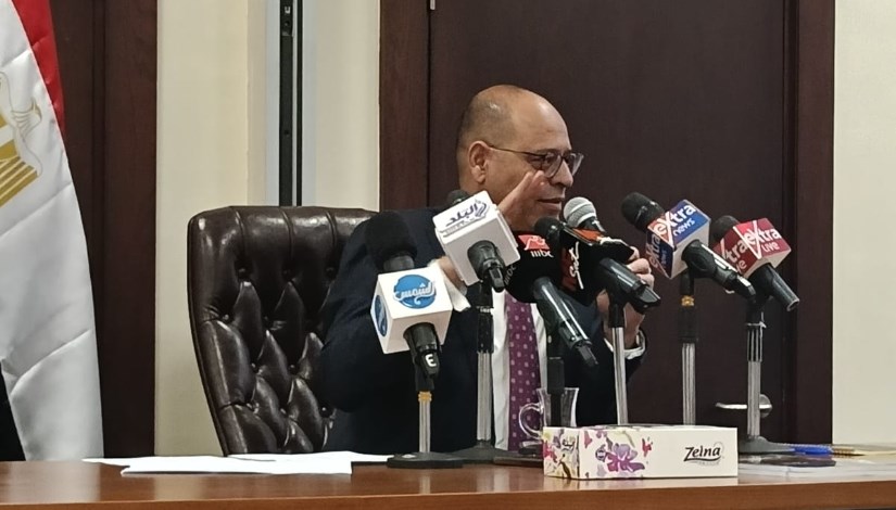 وزير العمل خلال المؤتمر وزير العمل خلال المؤتمر