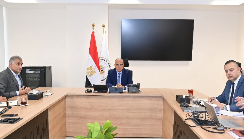 جانب من الاجتماع جانب من الاجتماع