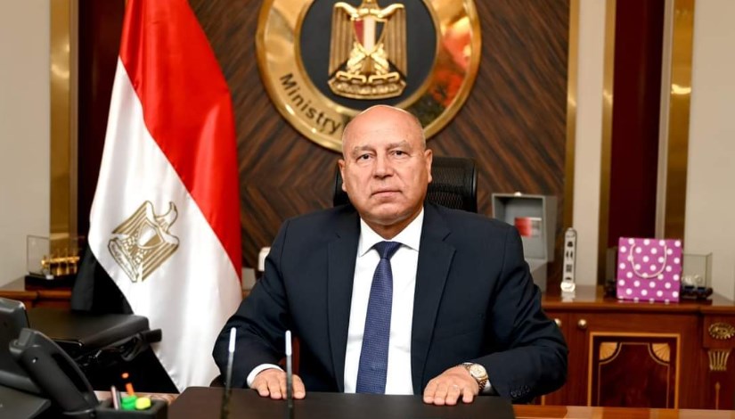 وزير الصناعة