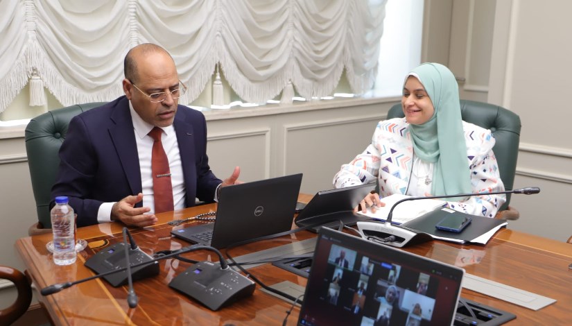 وزير العمل محمد جبران وزير العمل محمد جبران