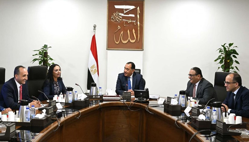 رئيس مجلس الوزراء وزيرة التضامن الاجتماعي رئيس مجلس الوزراء وزيرة التضامن الاجتماعي