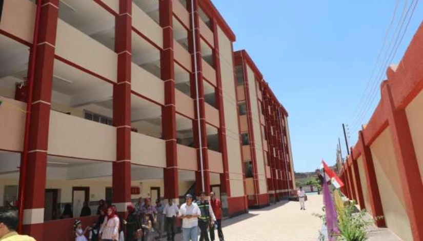 مدرسة مبارك كول مدرسة مبارك كول