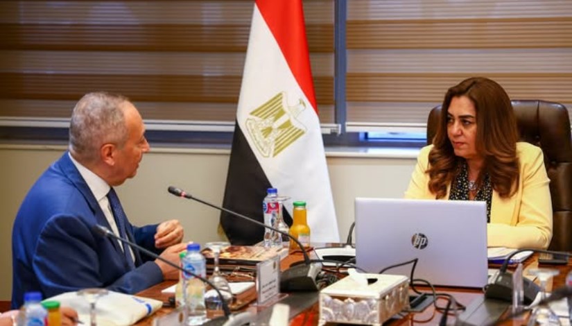 وزيرة التنميه المحليه وزيرة التنميه المحليه