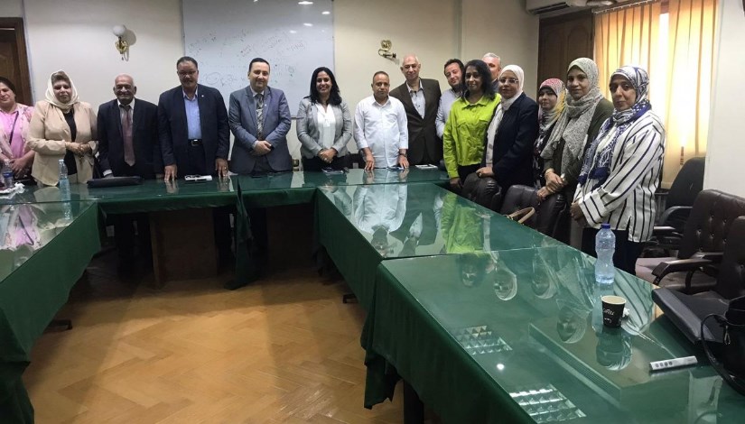 جانب من ورشة العمل جانب من ورشة العمل