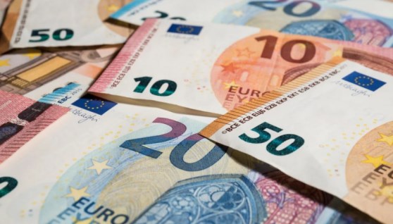 سعر اليورو اليوم 