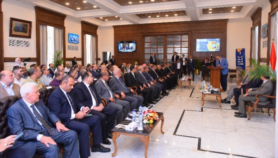 وزير العمل ومحافظ الإسكندرية يفتتحان ندوة تثقيفية