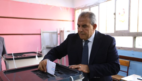الكابتن طاهر أبوزيد