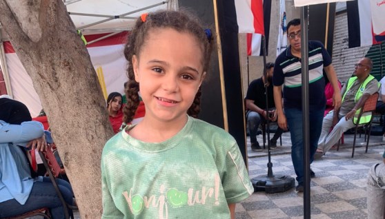 الطفلة مكة أمام لجنة بالسيدة زينب