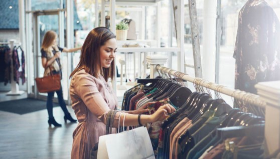 مبيعات التجزئة الأمريكية - تعبيرية  