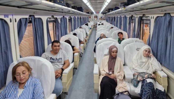 داخل القطار 