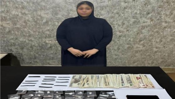 البلوجر موكا وبحوذتها مخدرات