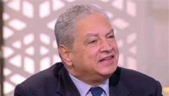 الدكتور إكرام بدر الدين أستاذ العلوم السياسية