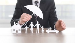 قطاع التأمين