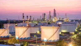 مصانع البتروكيماويات