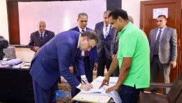 رئيس جهاز التنظيم والإدارة يدلي بصوته في الانتخابات 