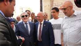 جانب من جولة النائب حازم الجندي برفقة رئيس حزب الوفد الأسبق