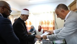 مفتي الجمهورية يُدلي بصوته في انتخابات مجلس الشيوخ 2025
