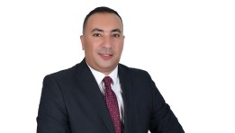  الدكتور رامي عاشور