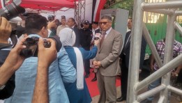 محافظ الجيزة في لجنة وزارة الزراعة بالدقي