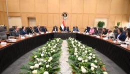 وزير الصناعة مع وزيري قطاع الأعمال والزراعة