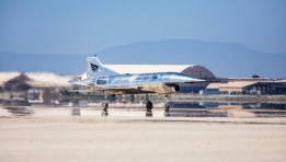 طائرة Spike S-512 Diplomat
