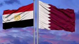 علمي مصر وقطر