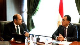 رئيس الوزراء مع رئيس جهاز حماية المنافسة