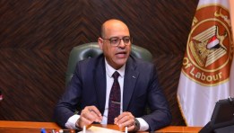  وزير العمل محمد جبران 
