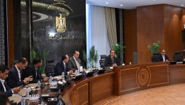 رئيس مجلس الوزراء خلال المؤتمر الصحفي اليوم