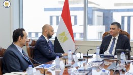 الدكتور هشام ستيت مع المدير العام لشمال إفريقيا لشركة فيليبس