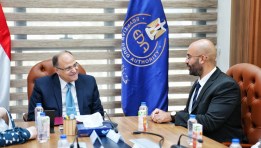 رئيس هيئة الدواء مع وفد شركة P&G العالمية