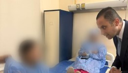 الدكتور محمد الطيب، نائب وزير الصحة يتفقد مصابي حادث قطار مطروح